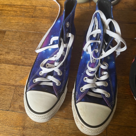 All Star Galaxy Converse - Picture 1 of 5